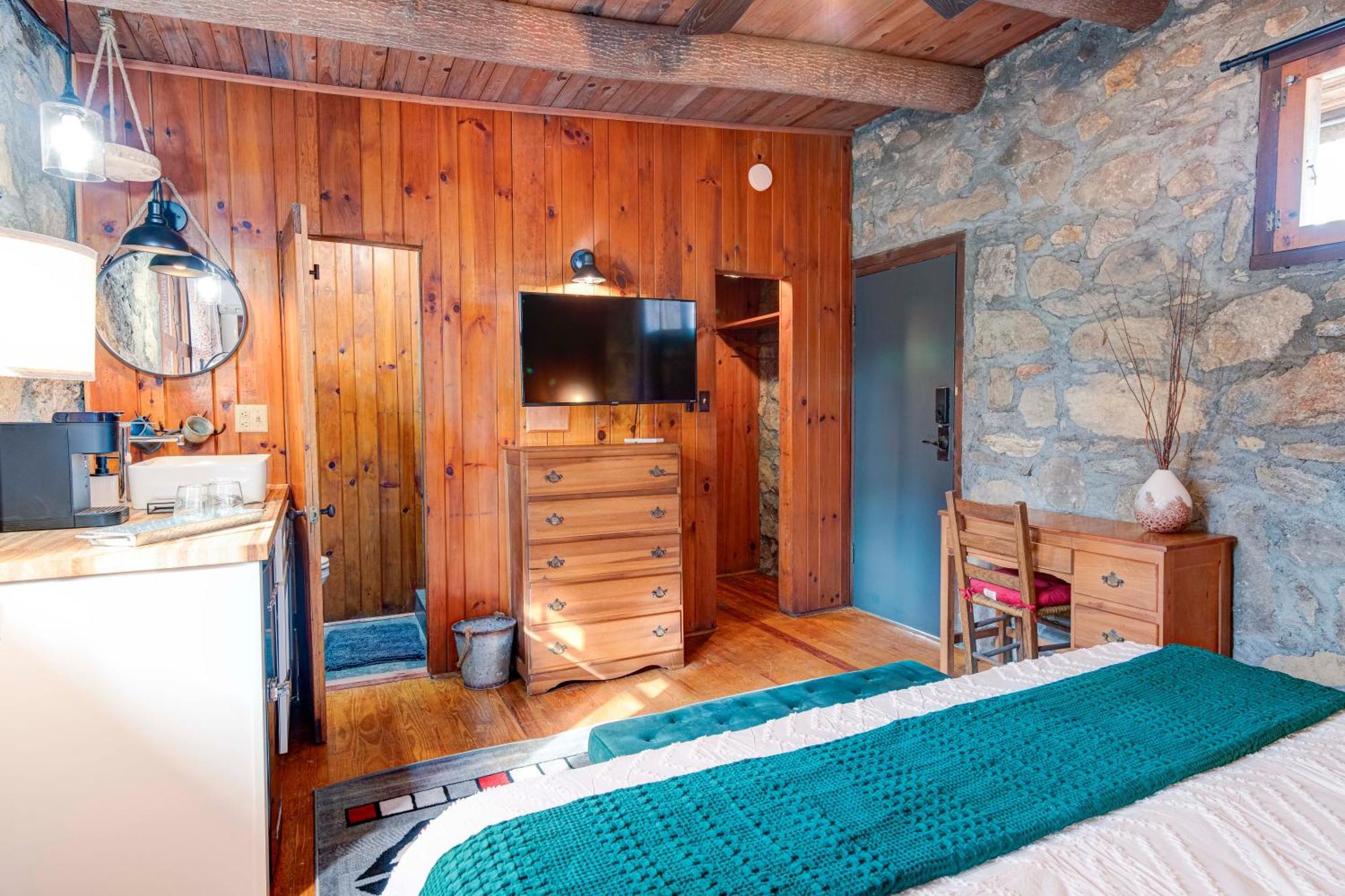 The Furry Lodge Double Ste 2&3 Waynesville Eksteriør bilde