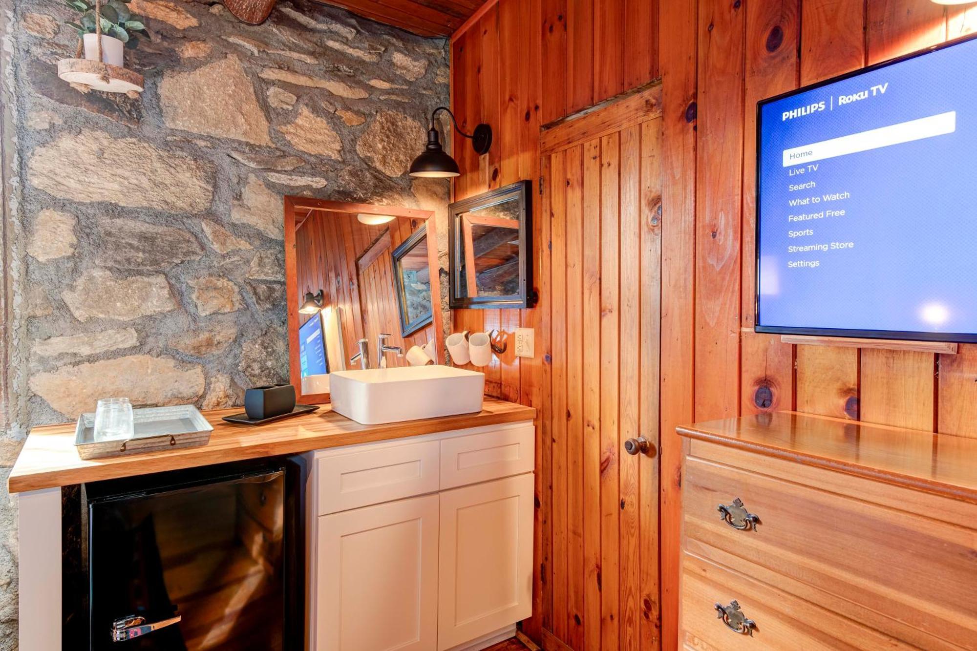 The Furry Lodge Double Ste 2&3 Waynesville Eksteriør bilde